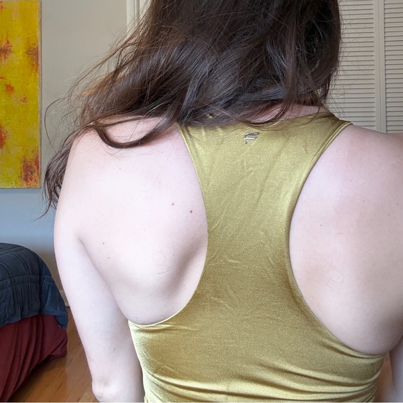 Shiny gold matching workout set - Picture 4 of 4